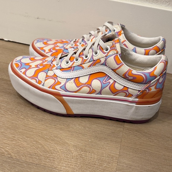 Vans Old Skool Stacked UV Activated Peace Sign Platform Sneakers - Picture 6 of 7